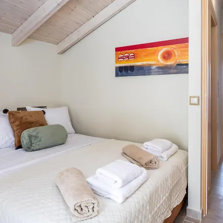 빌라 Trithea Seaview With Pool Quiet And Relaxing *