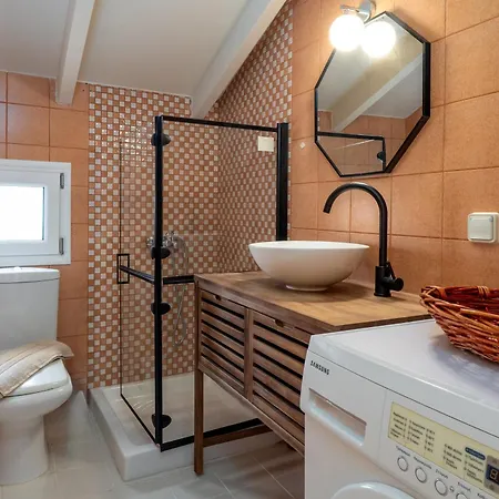 Trithea Seaview With Pool Quiet And Relaxing 빌라